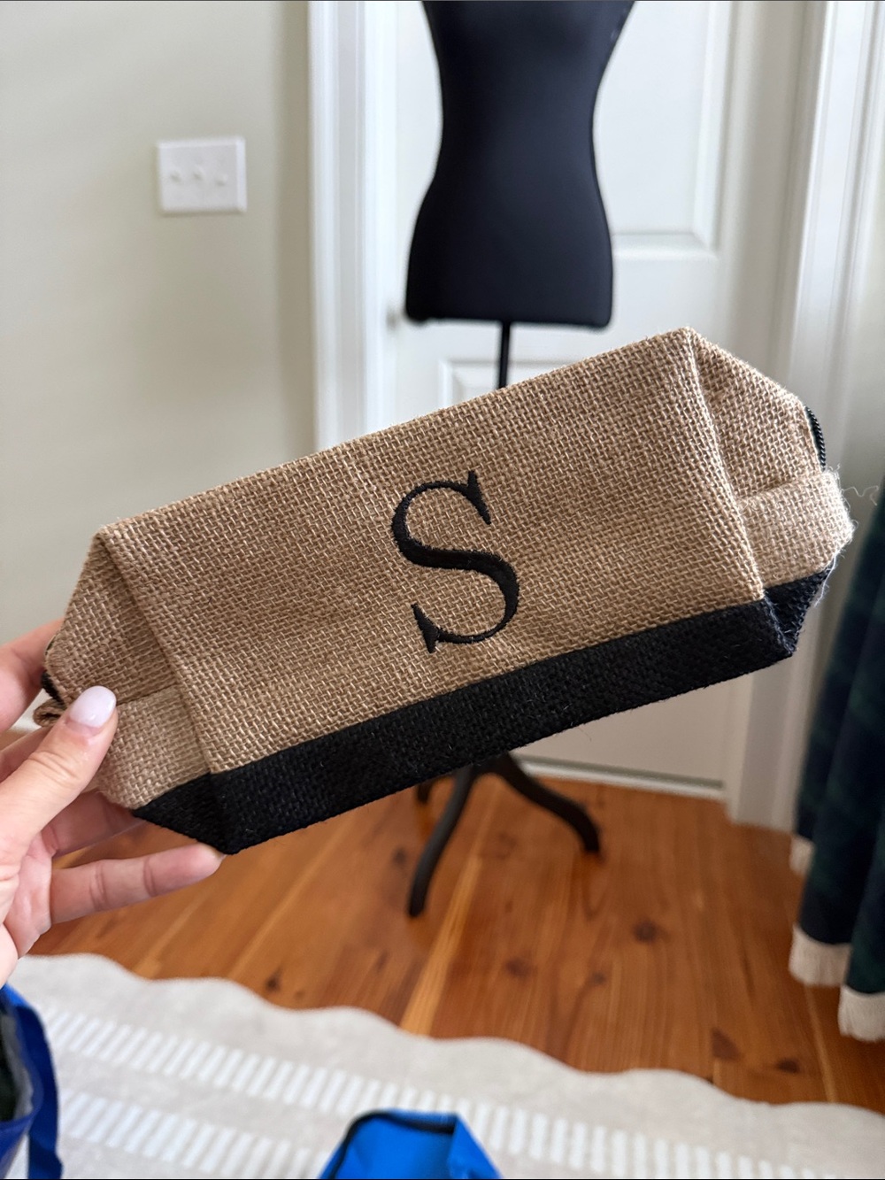 Monogram 'S' Jute Travel Pouch - Natural with Black Trim